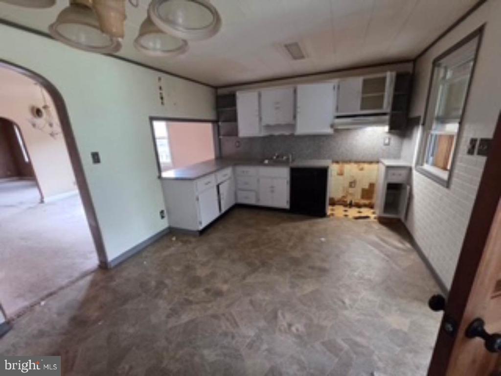 3007 W 10TH STREET