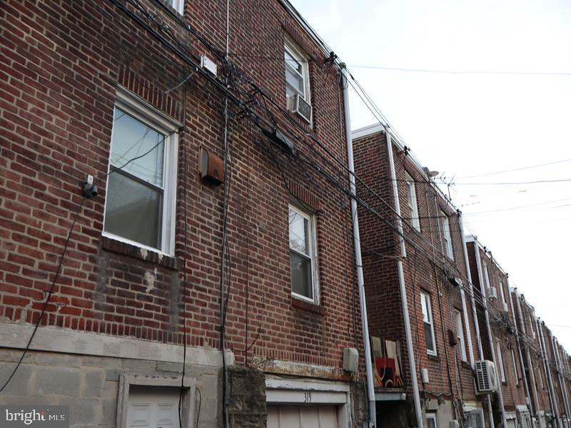 319 AVON ROAD