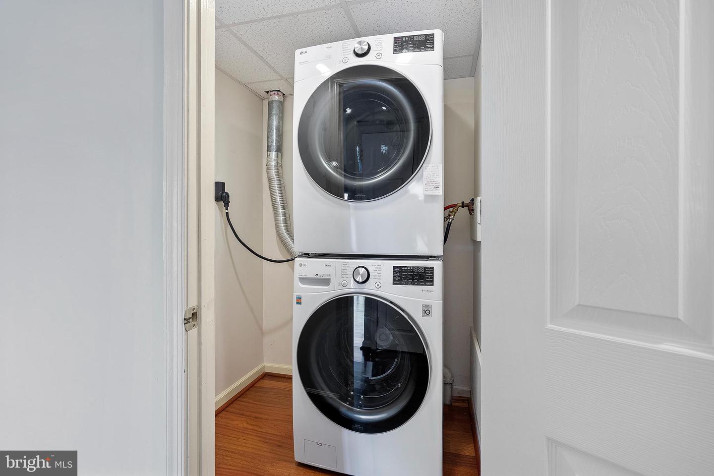 601 Montgomery Ave #105