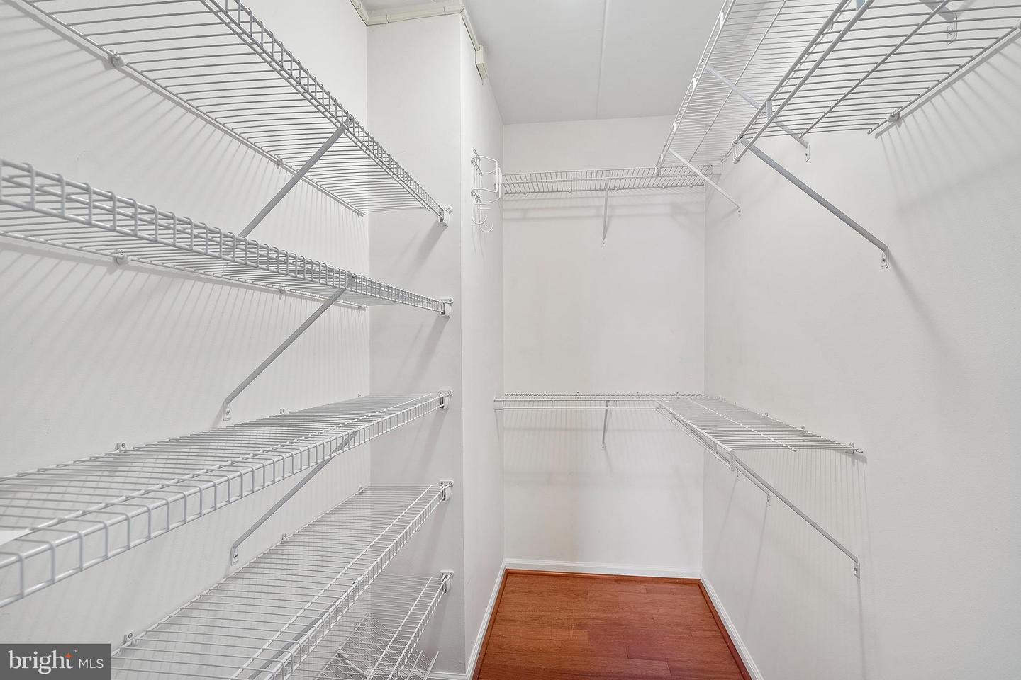 601 Montgomery Ave #105