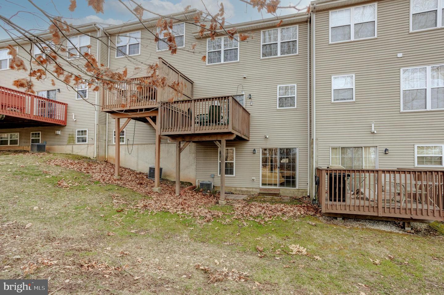 453 Fort Hill Cir