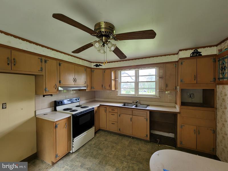 2126 Needhammer Rd