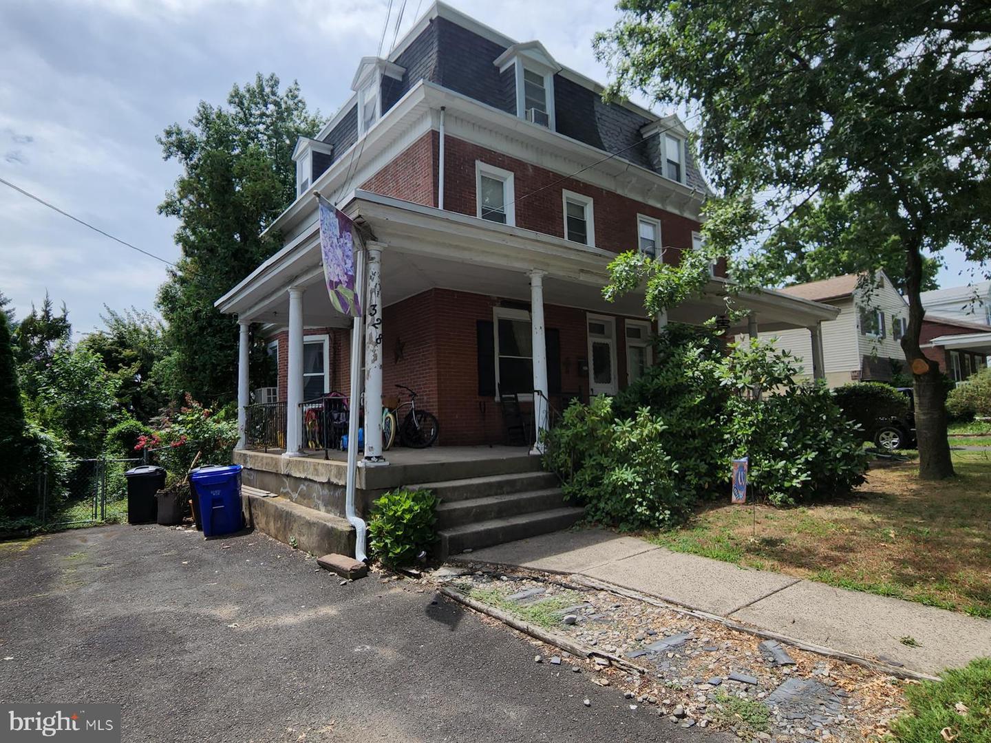 328 Franklin Ave