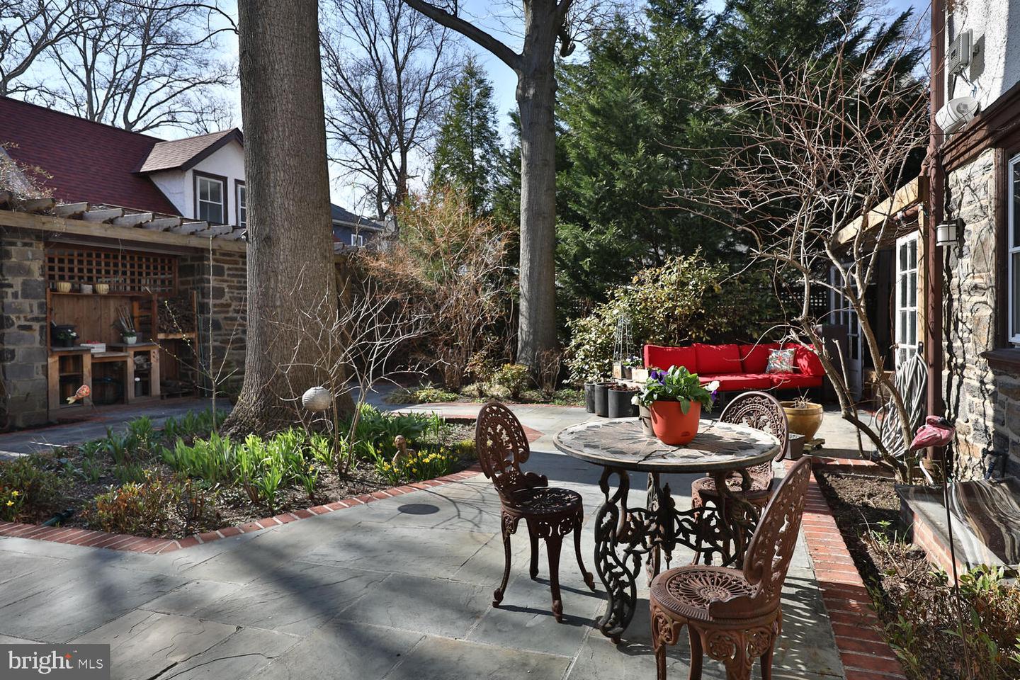 39 Union Ave