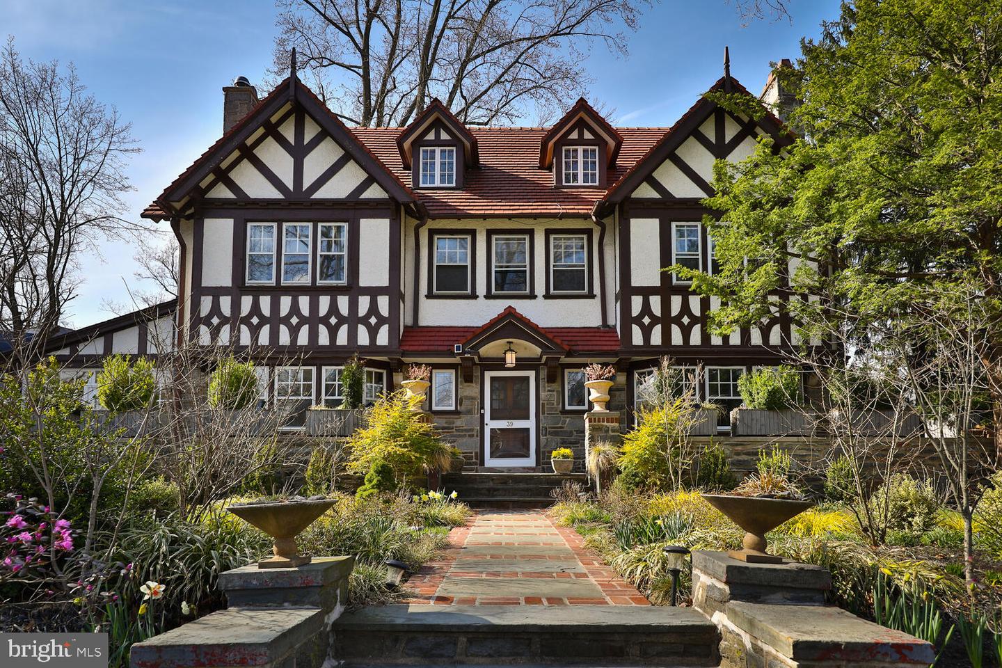 39 Union Ave