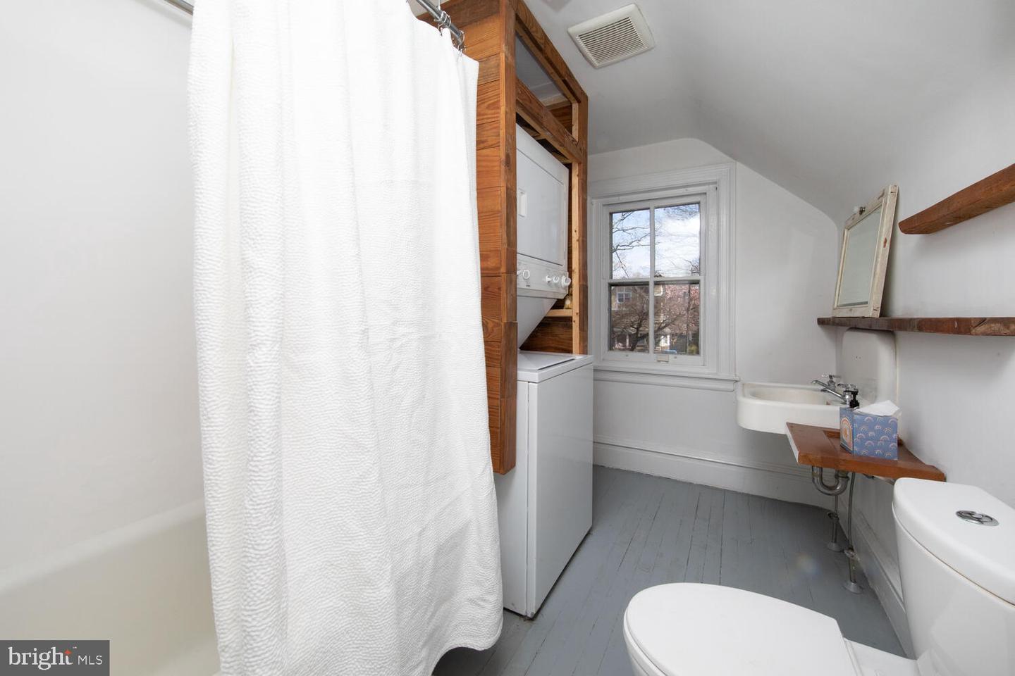 39 Union Ave