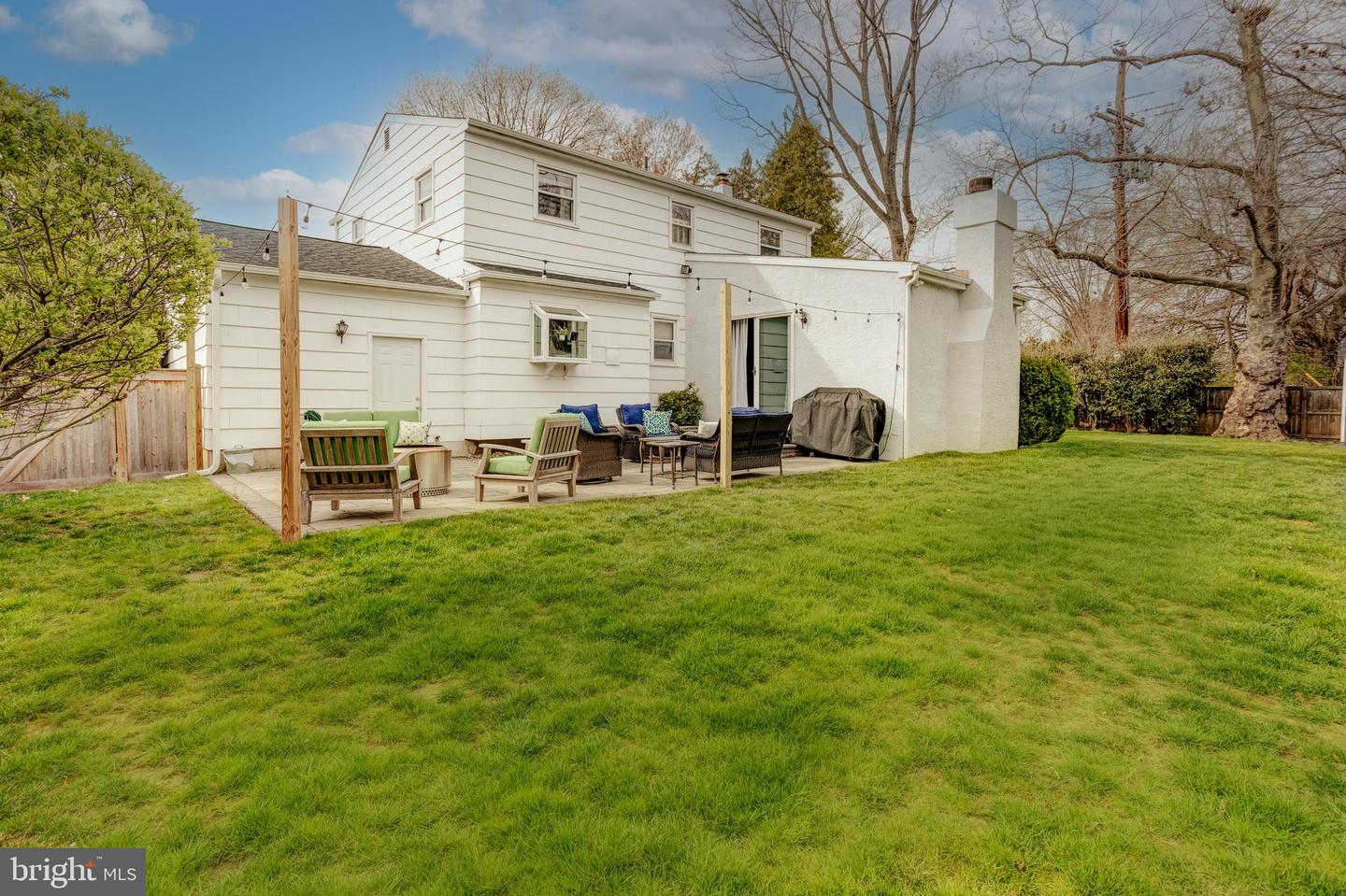 248 Arlingham Rd