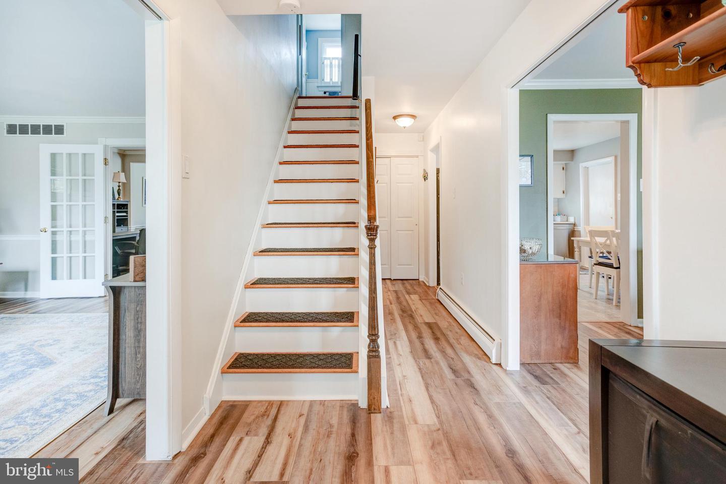248 Arlingham Rd