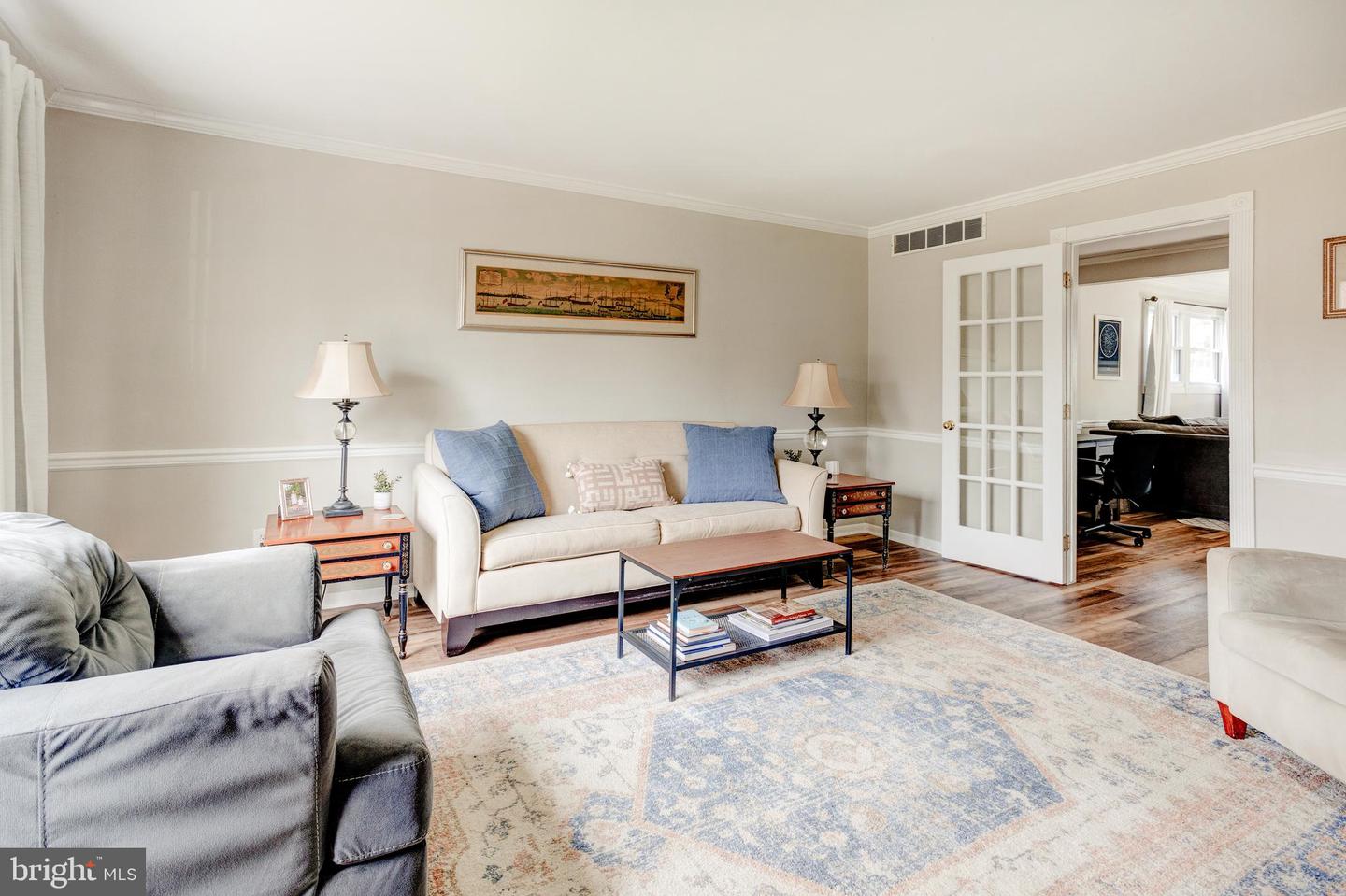 248 Arlingham Rd