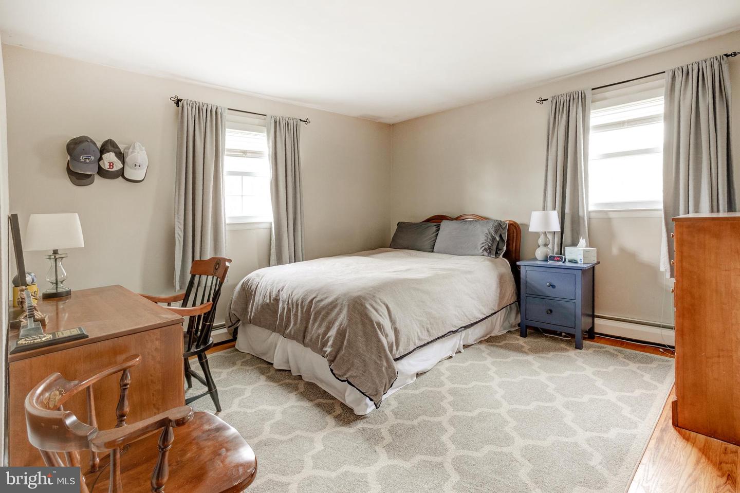 248 Arlingham Rd