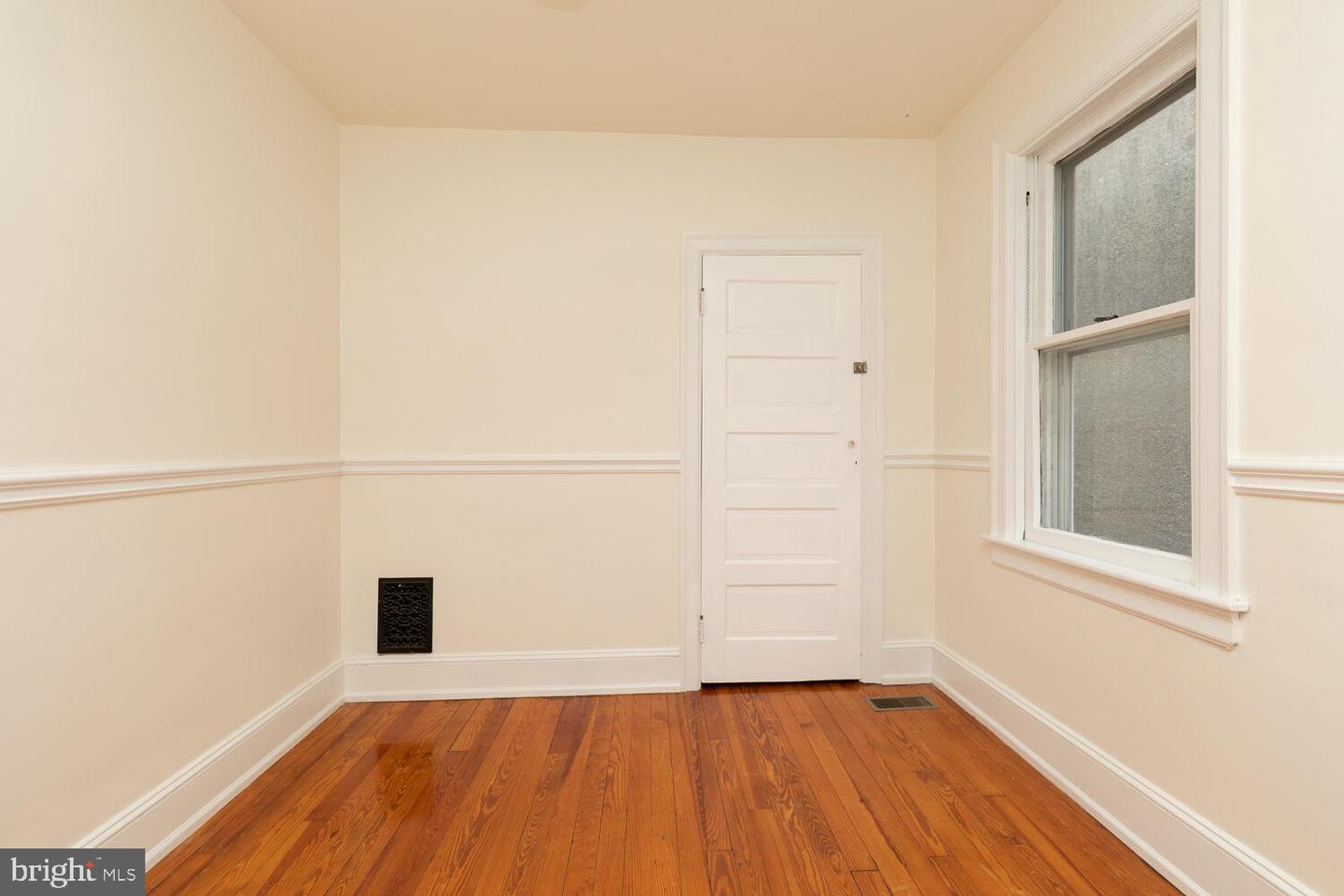 817 E Southampton Ave