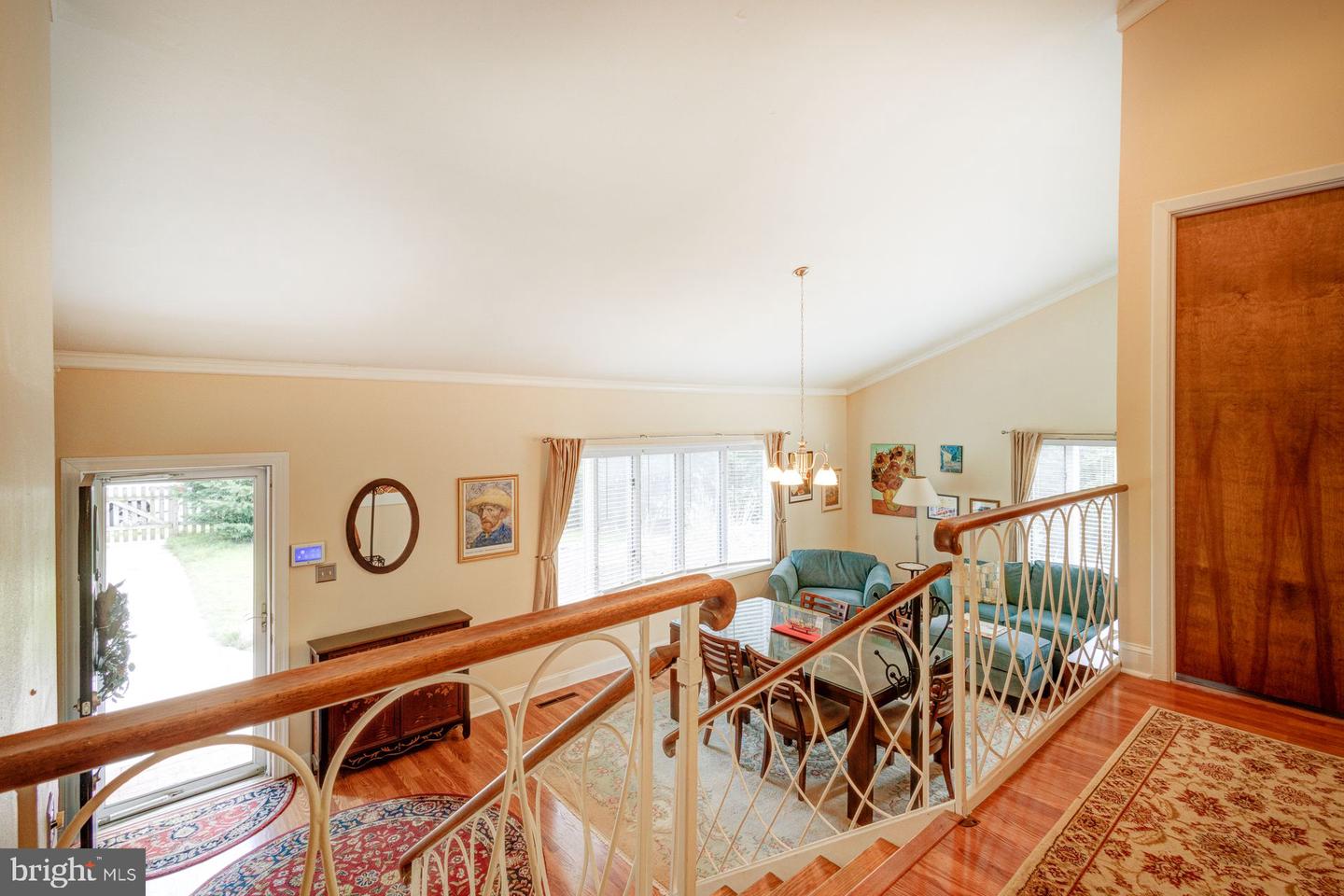 301 Poplar Rd