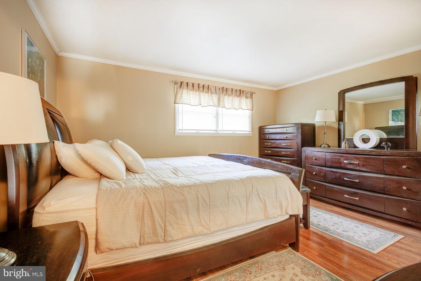301 Poplar Rd