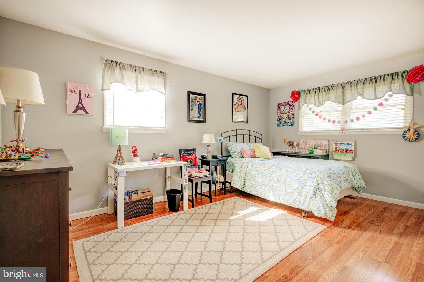 301 Poplar Rd