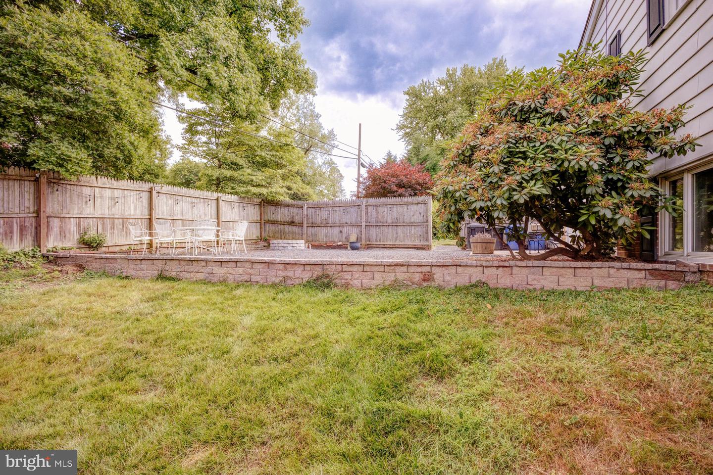 301 Poplar Rd