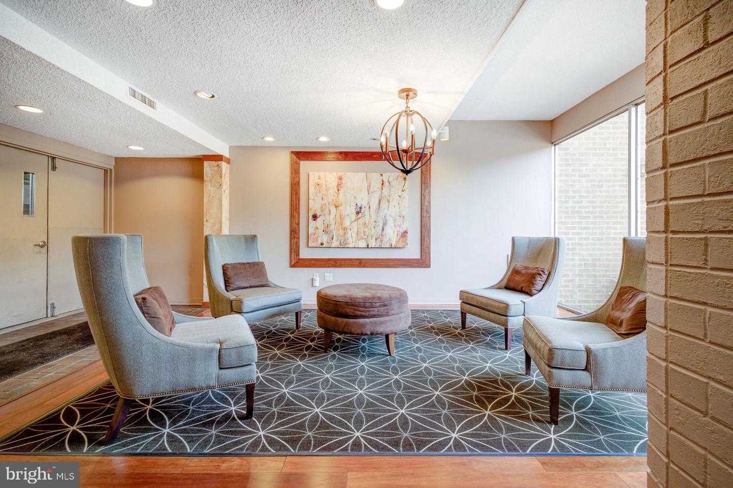 100 West Ave #802-W