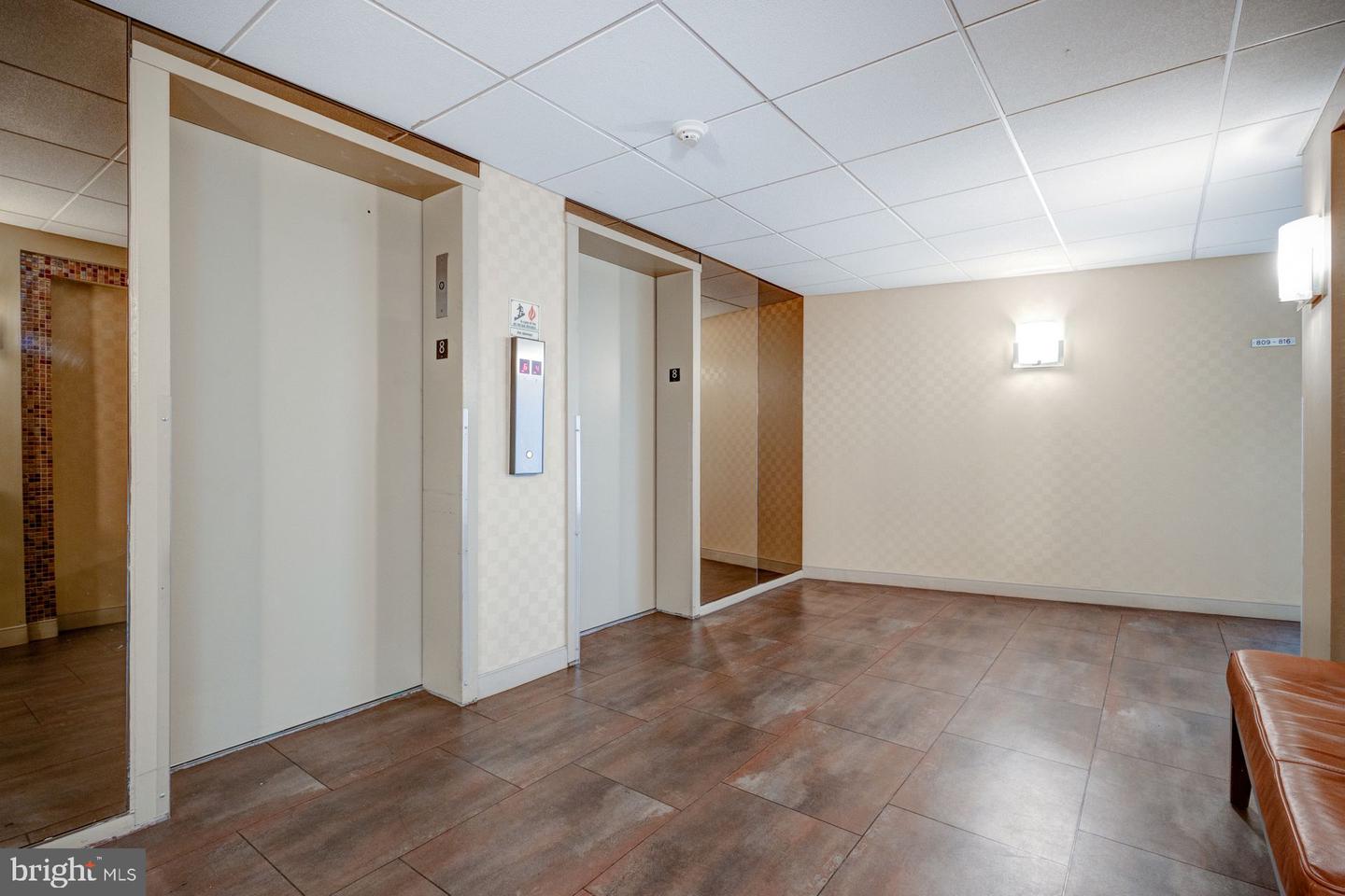 100 West Ave #802-W