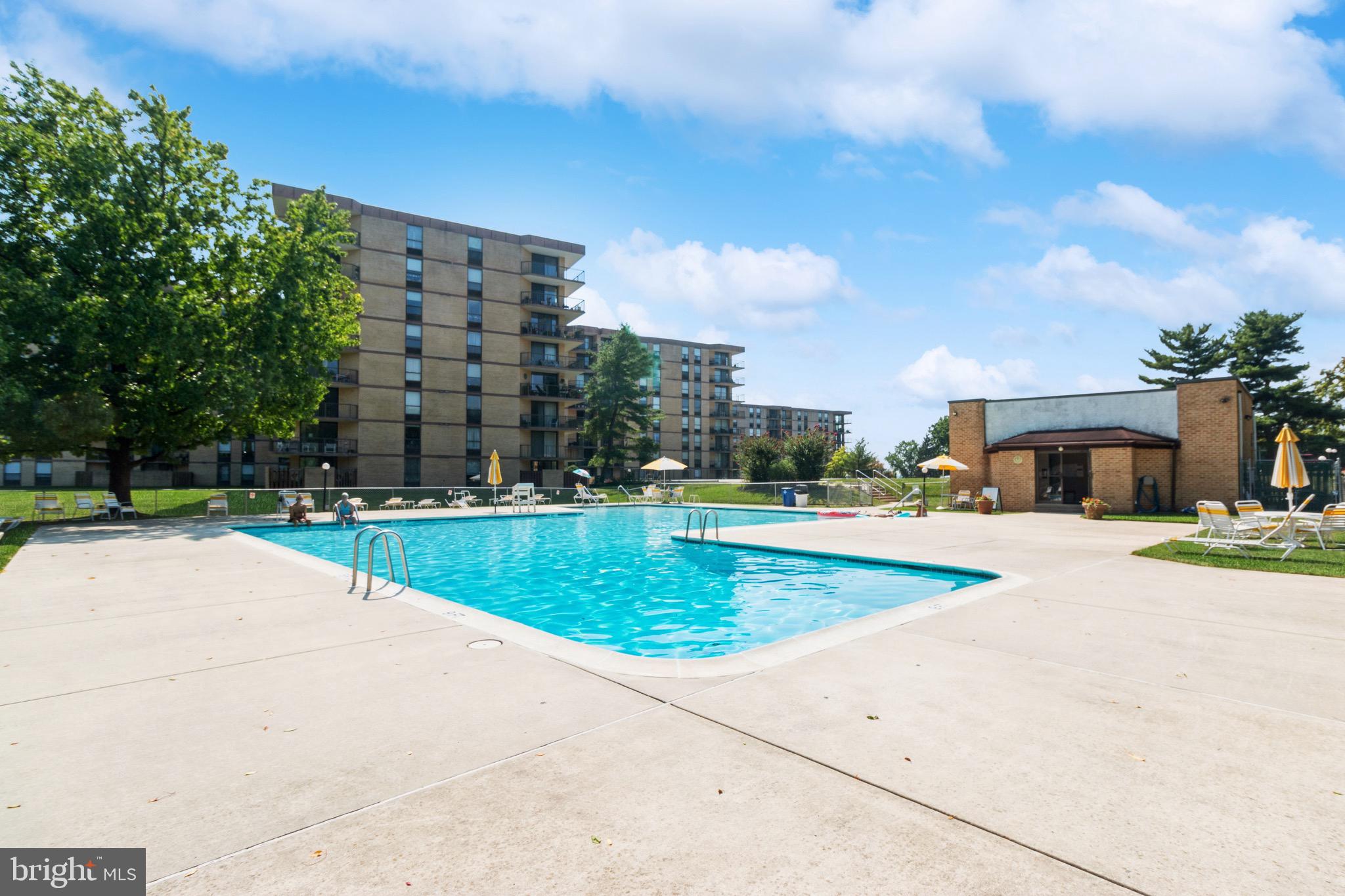 666 W Germantown Pike #1306