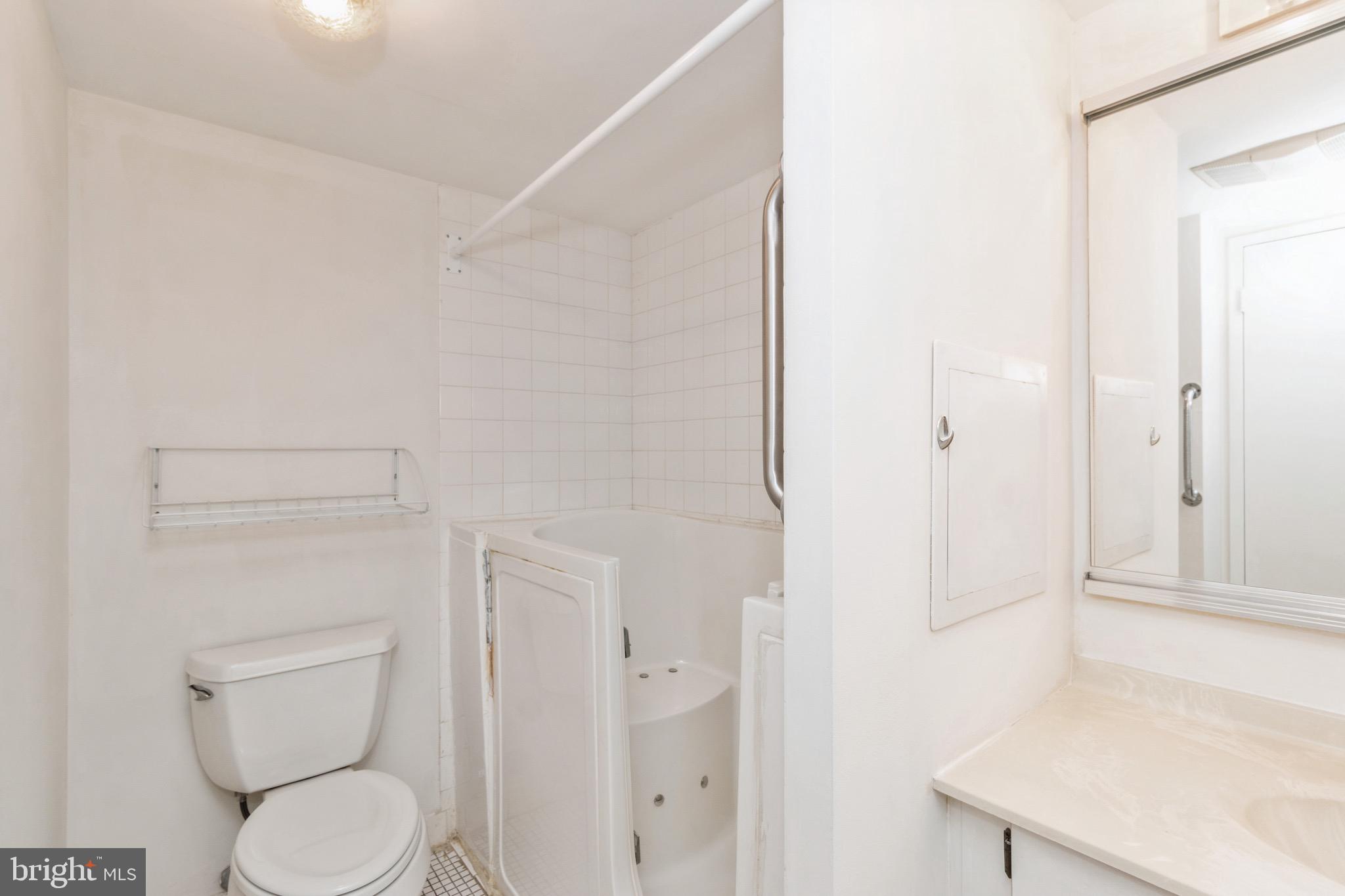 666 W Germantown Pike #1306