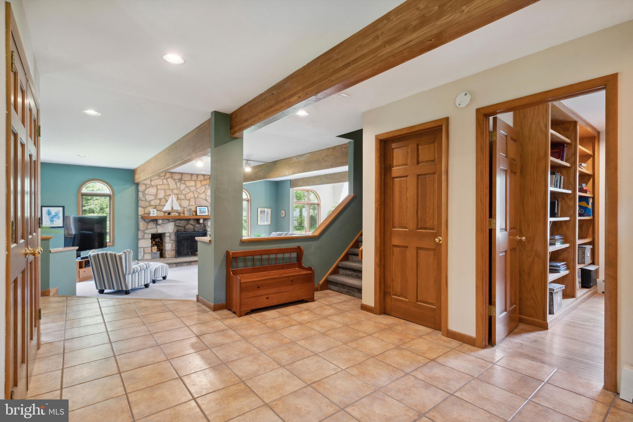 1911 Johnson Rd