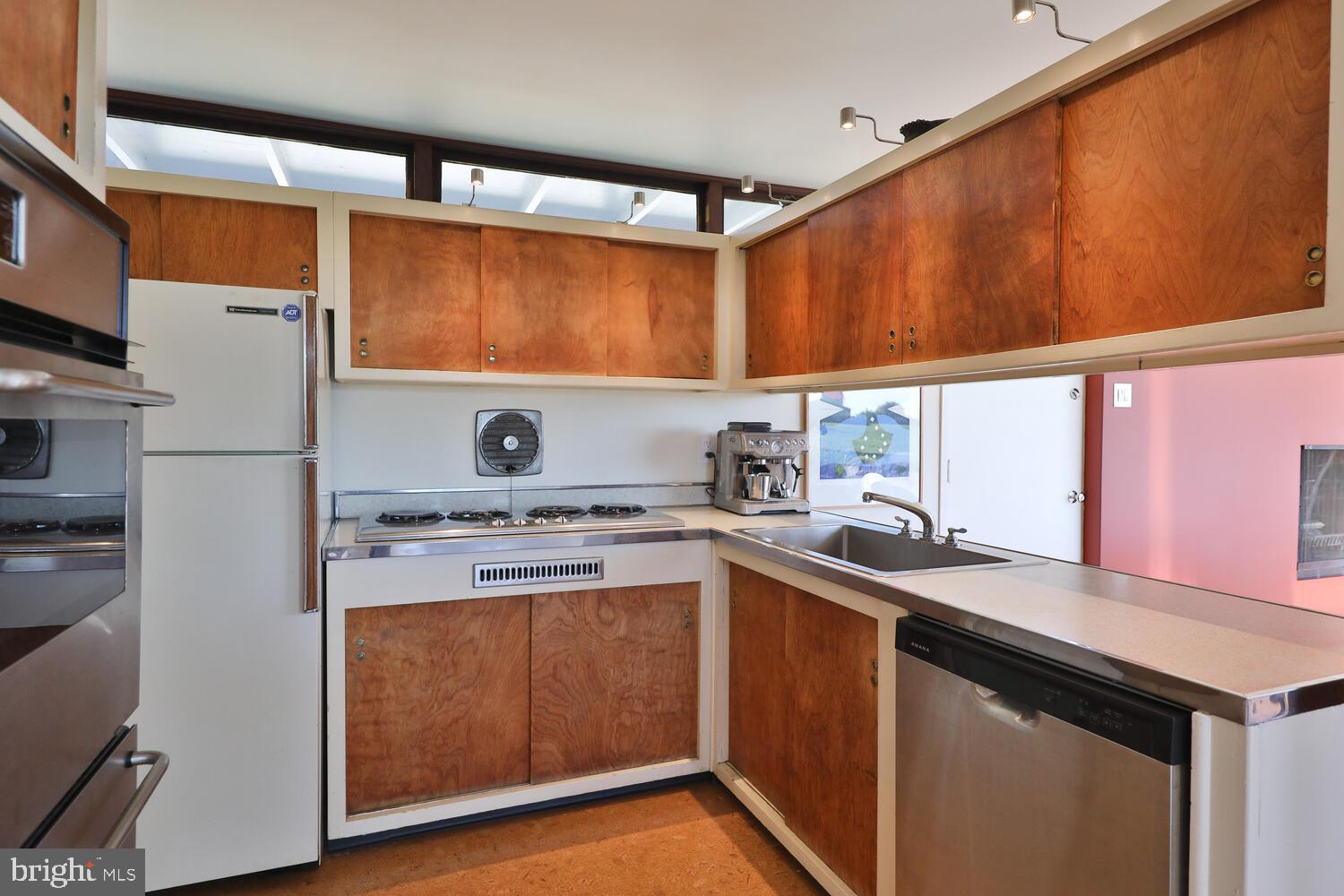 4124 Fountain Green Rd