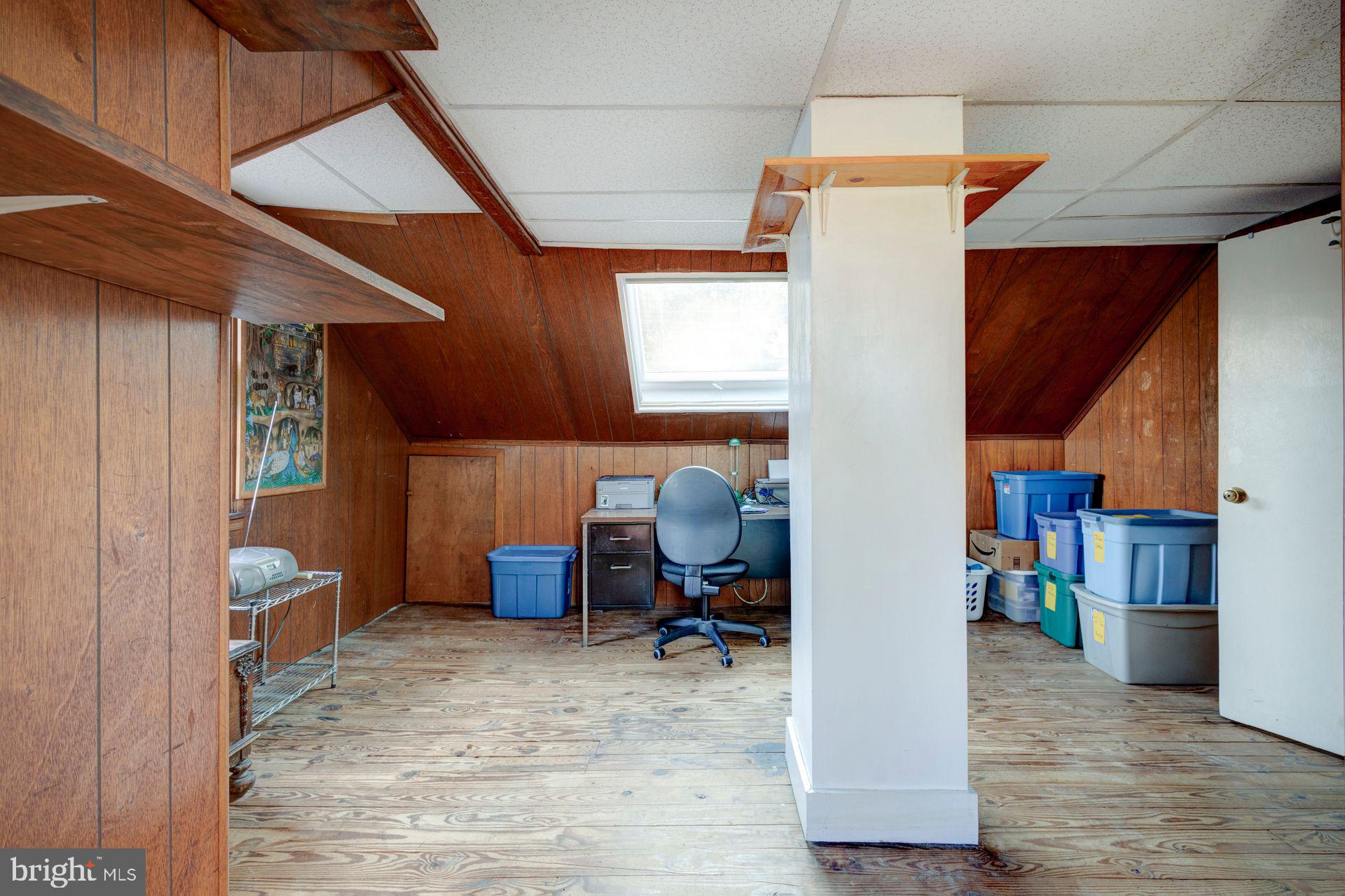 1140 Grovania Ave