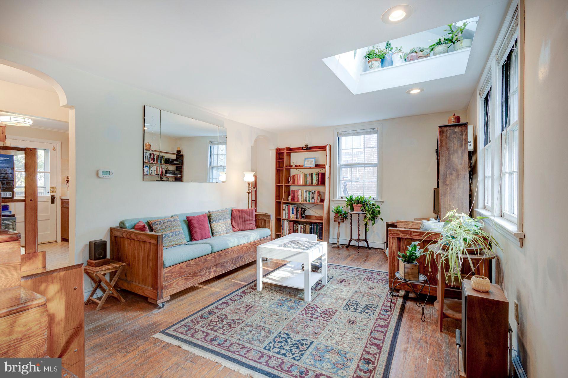 1140 Grovania Ave