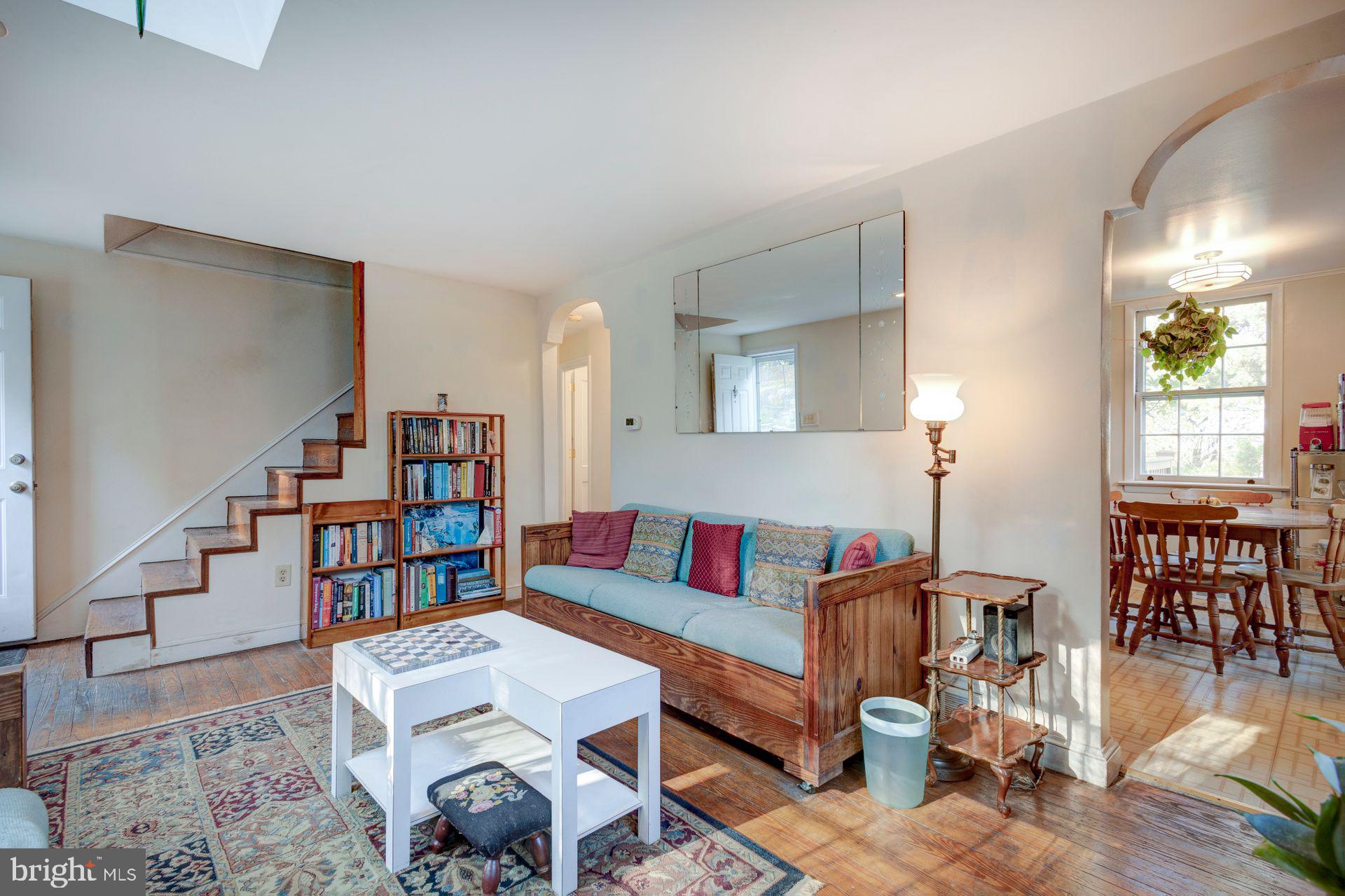 1140 Grovania Ave