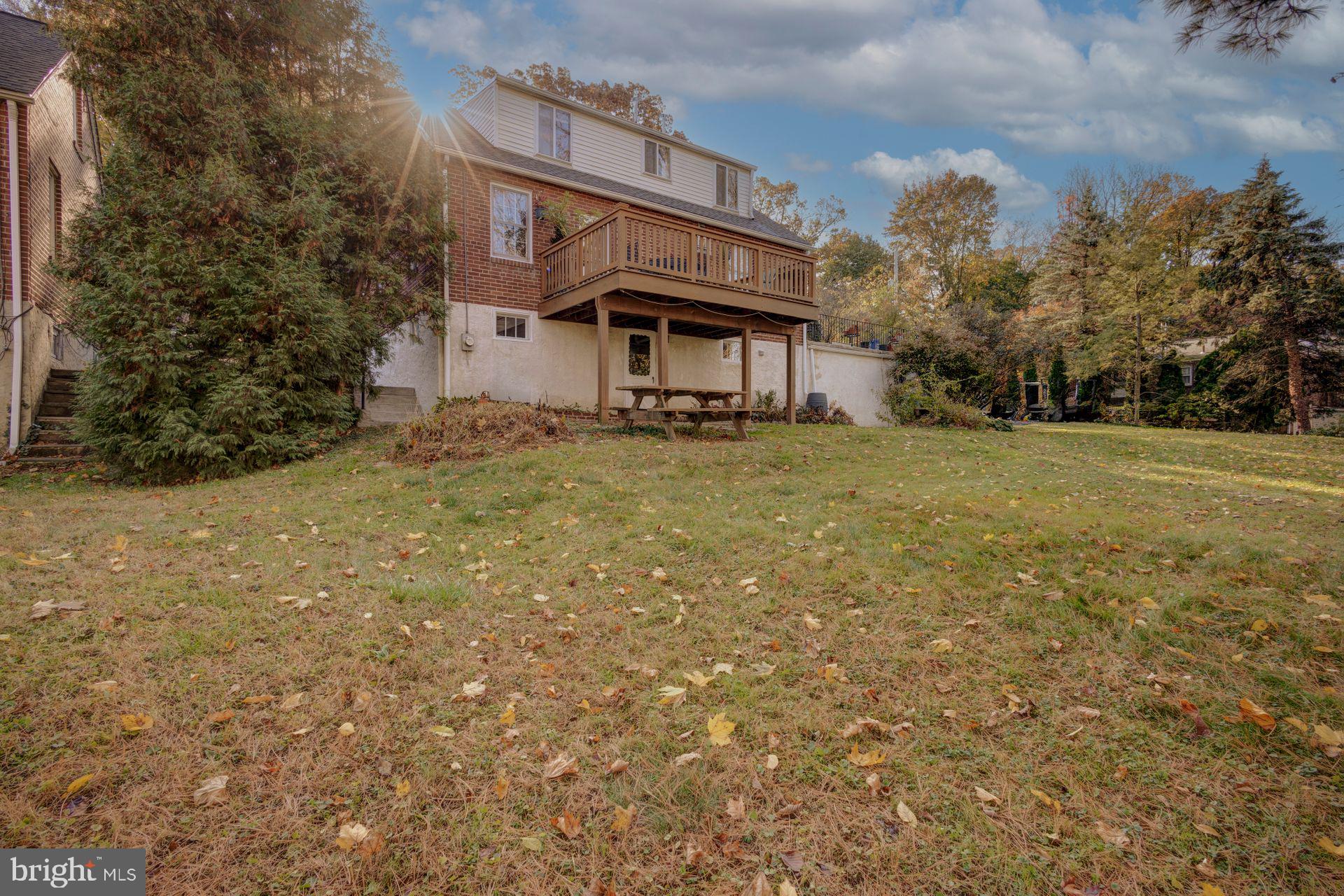 1140 Grovania Ave