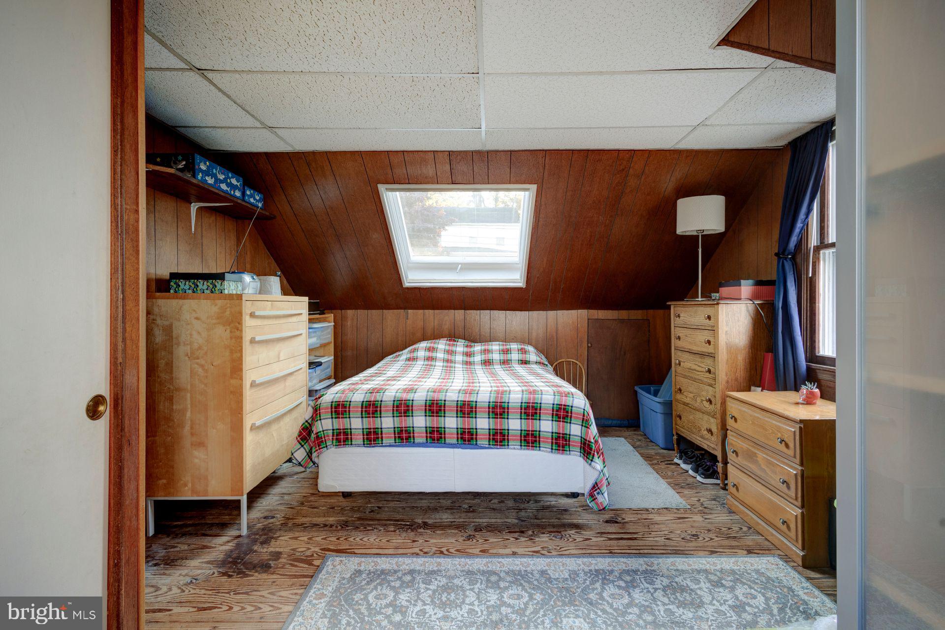 1140 Grovania Ave