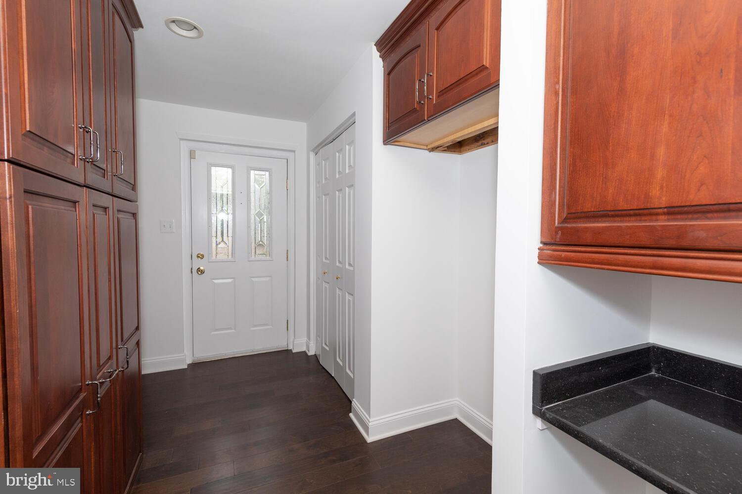 717 W Valley Forge Rd