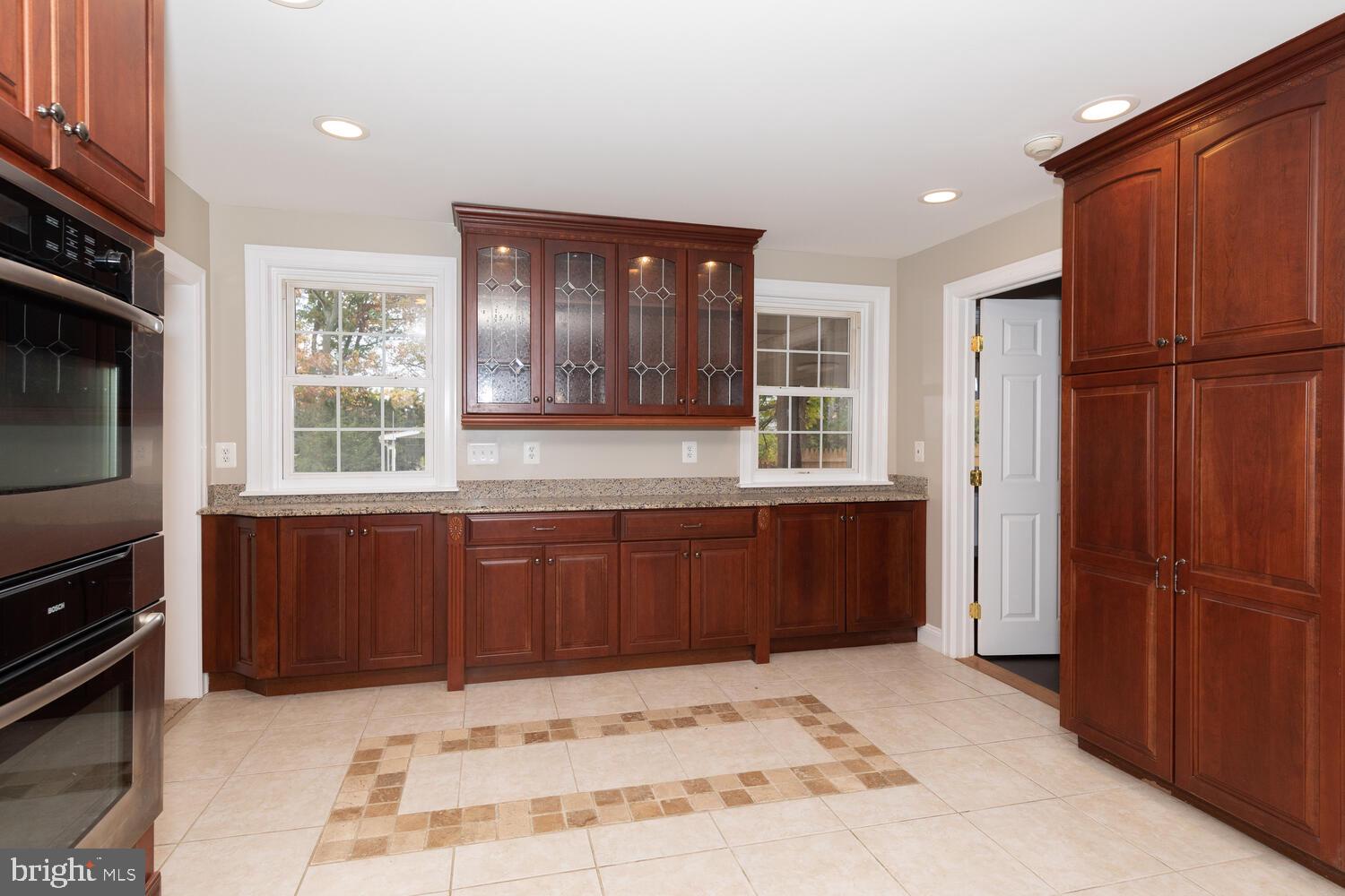 717 W Valley Forge Rd