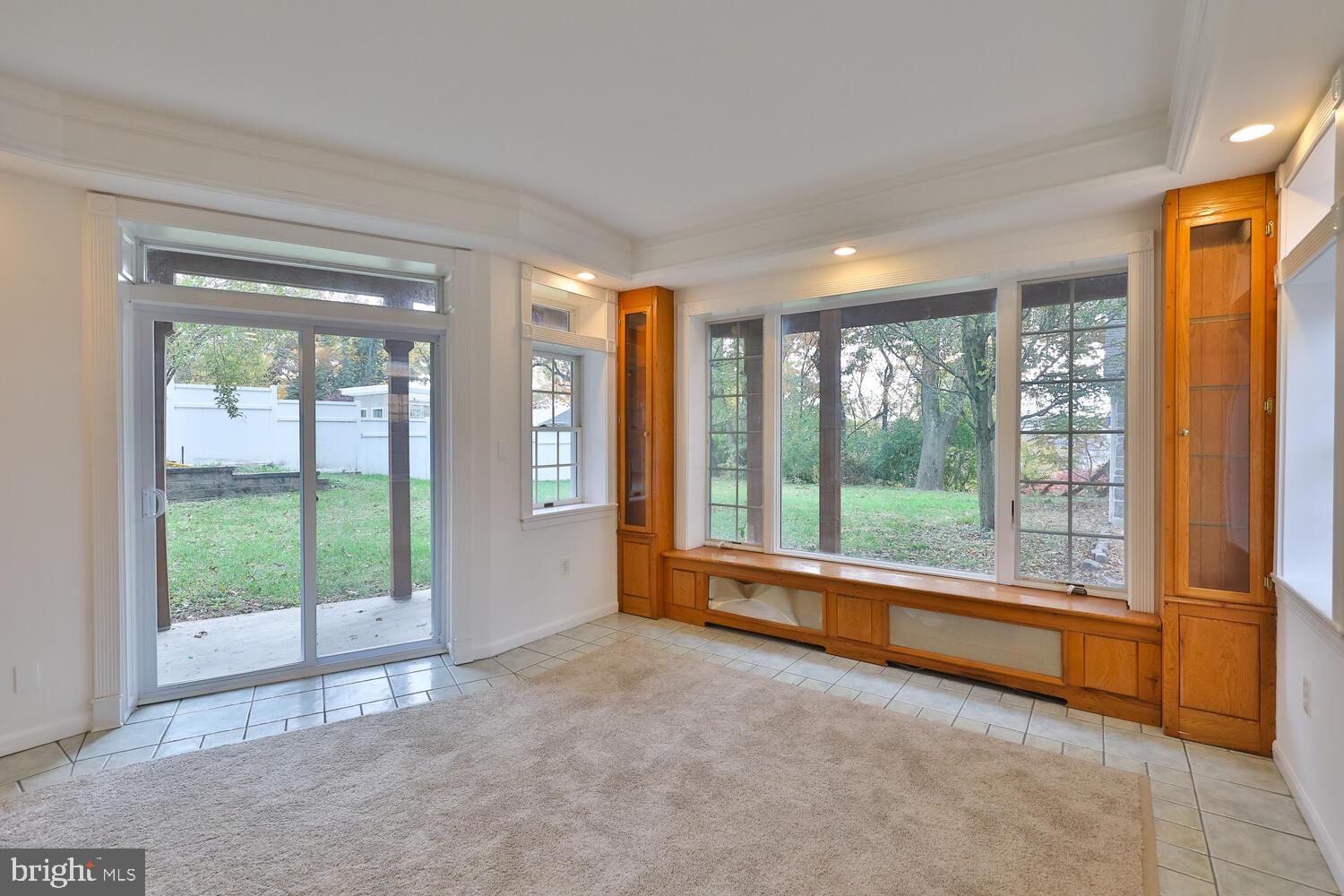 717 W Valley Forge Rd