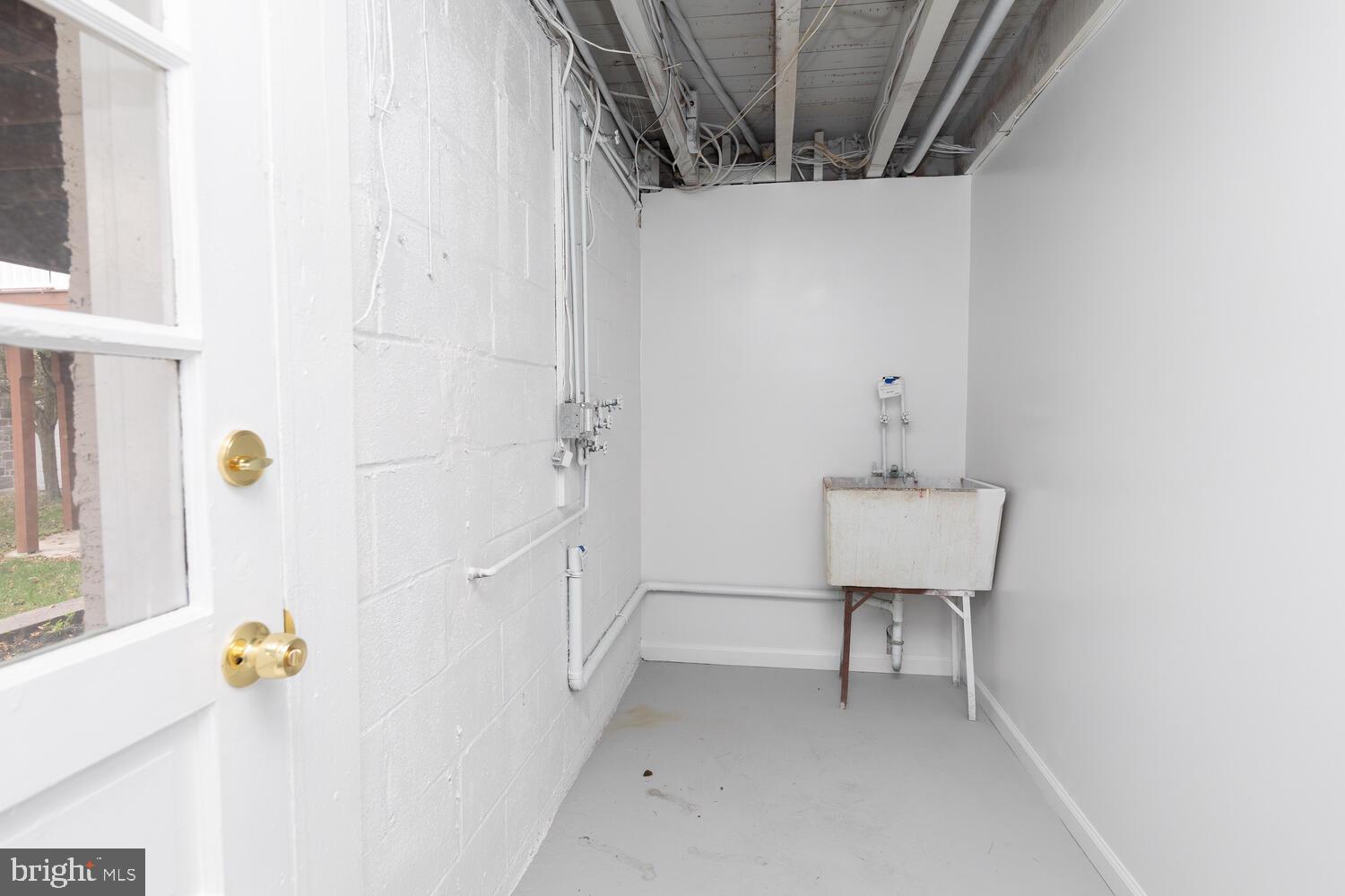 717 W Valley Forge Rd