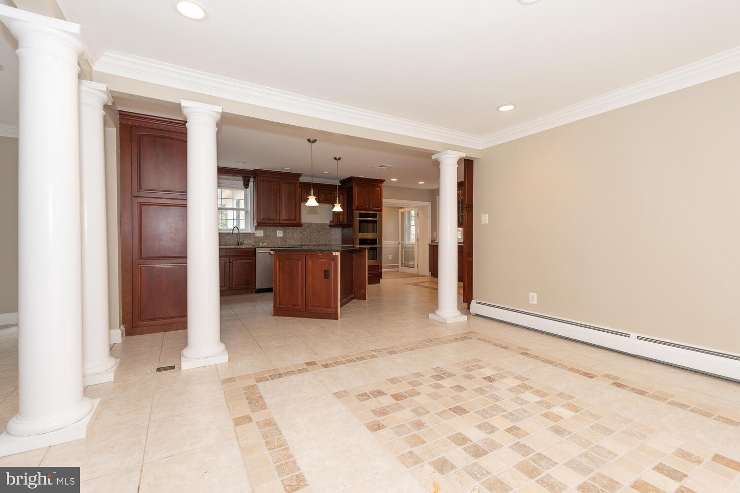 717 W Valley Forge Rd