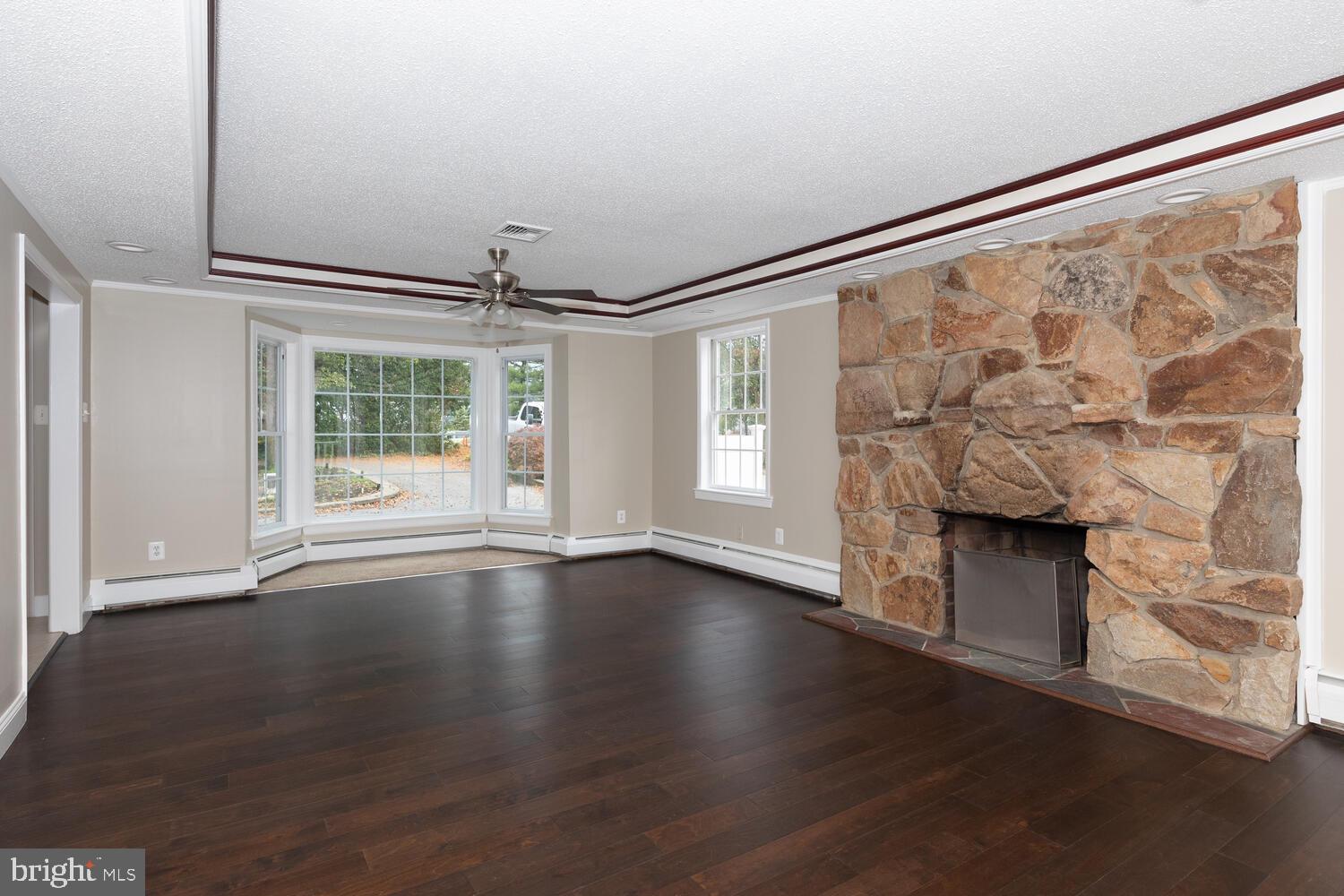 717 W Valley Forge Rd