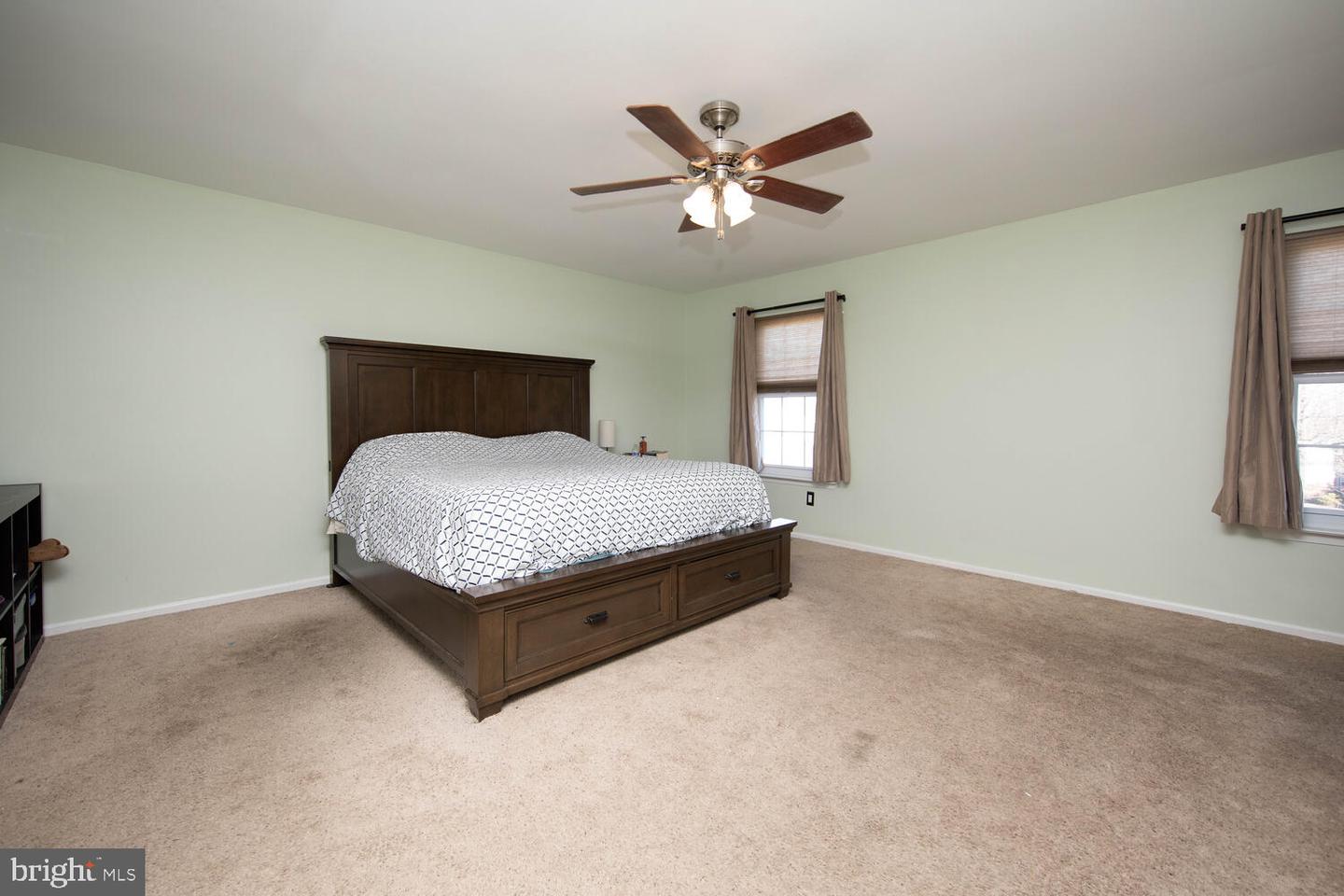 106 Glasgow Cir