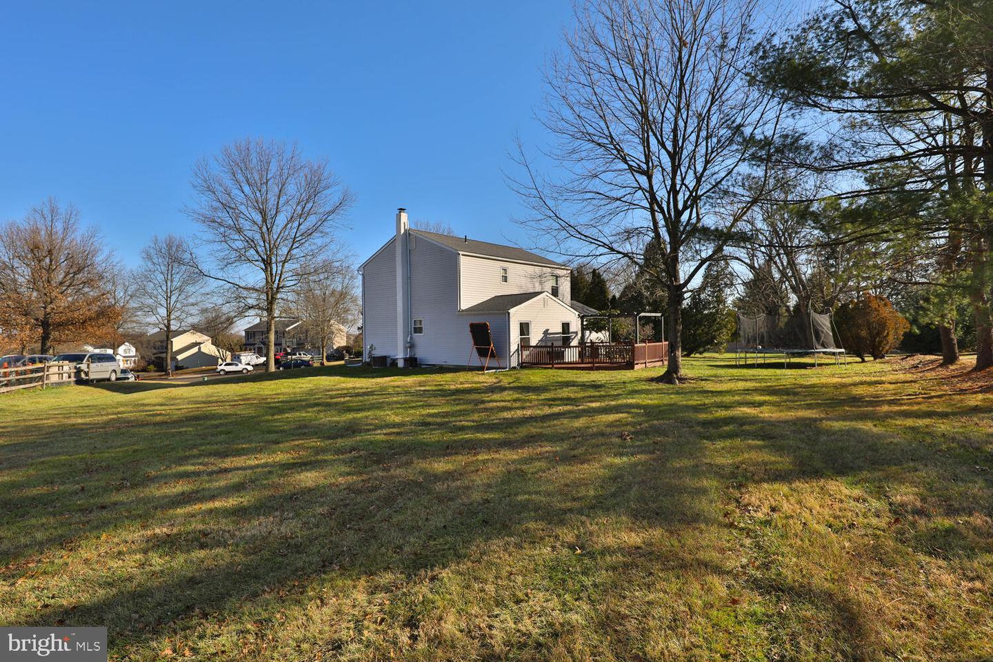 106 Glasgow Cir