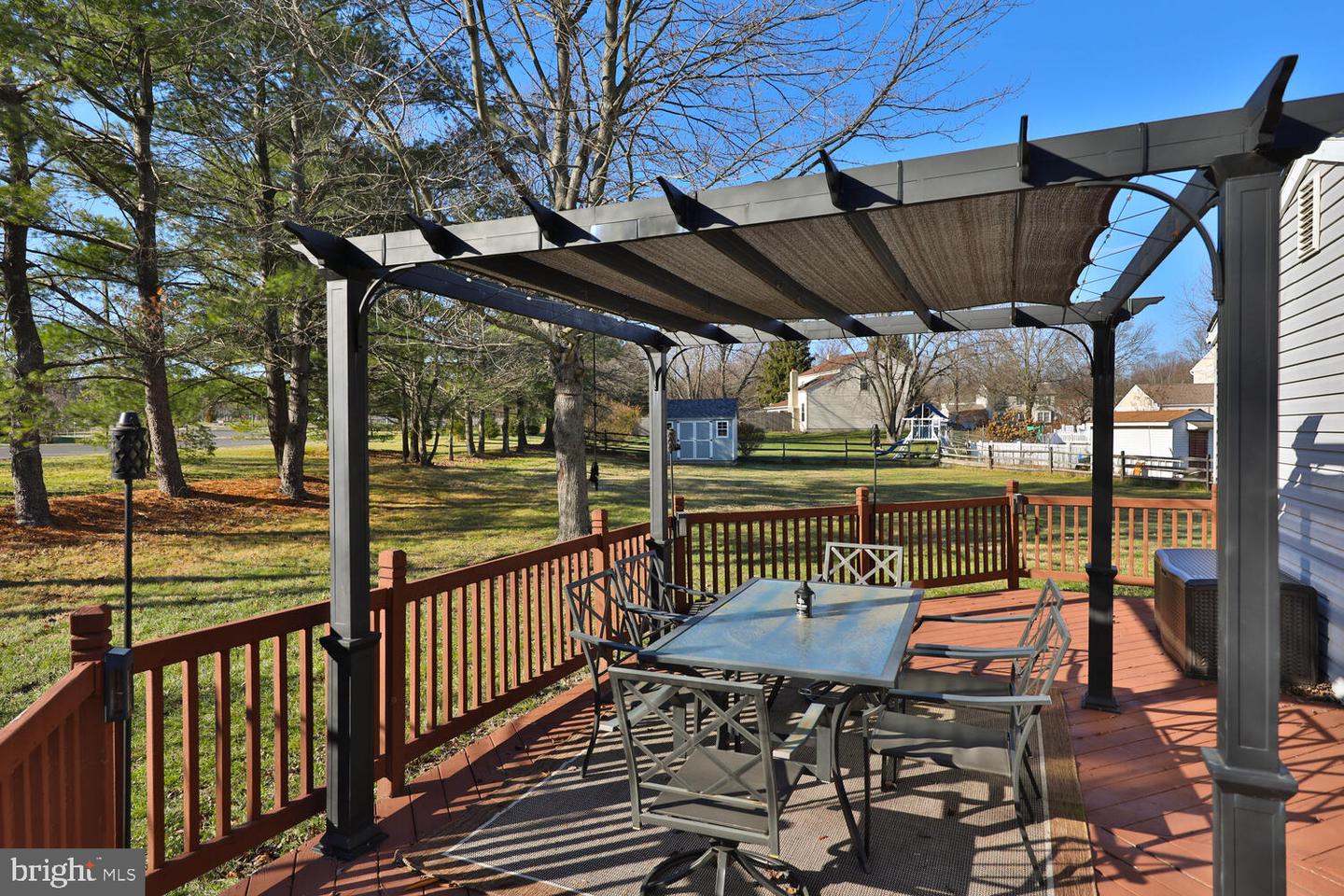 106 Glasgow Cir