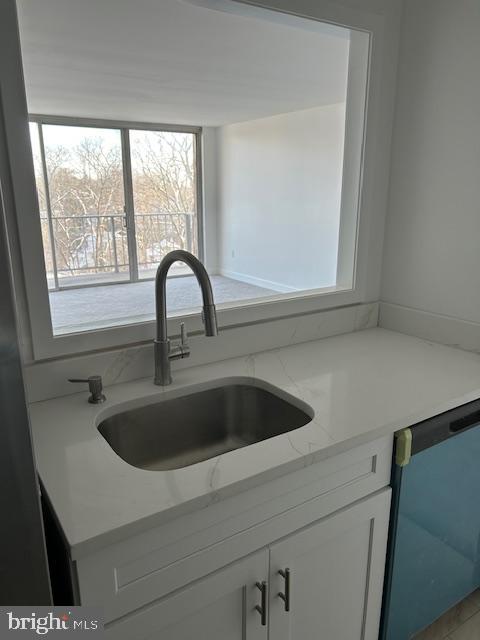 309 Florence Ave #313 N
