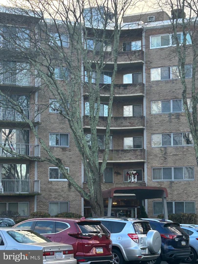 309 Florence Ave #313 N