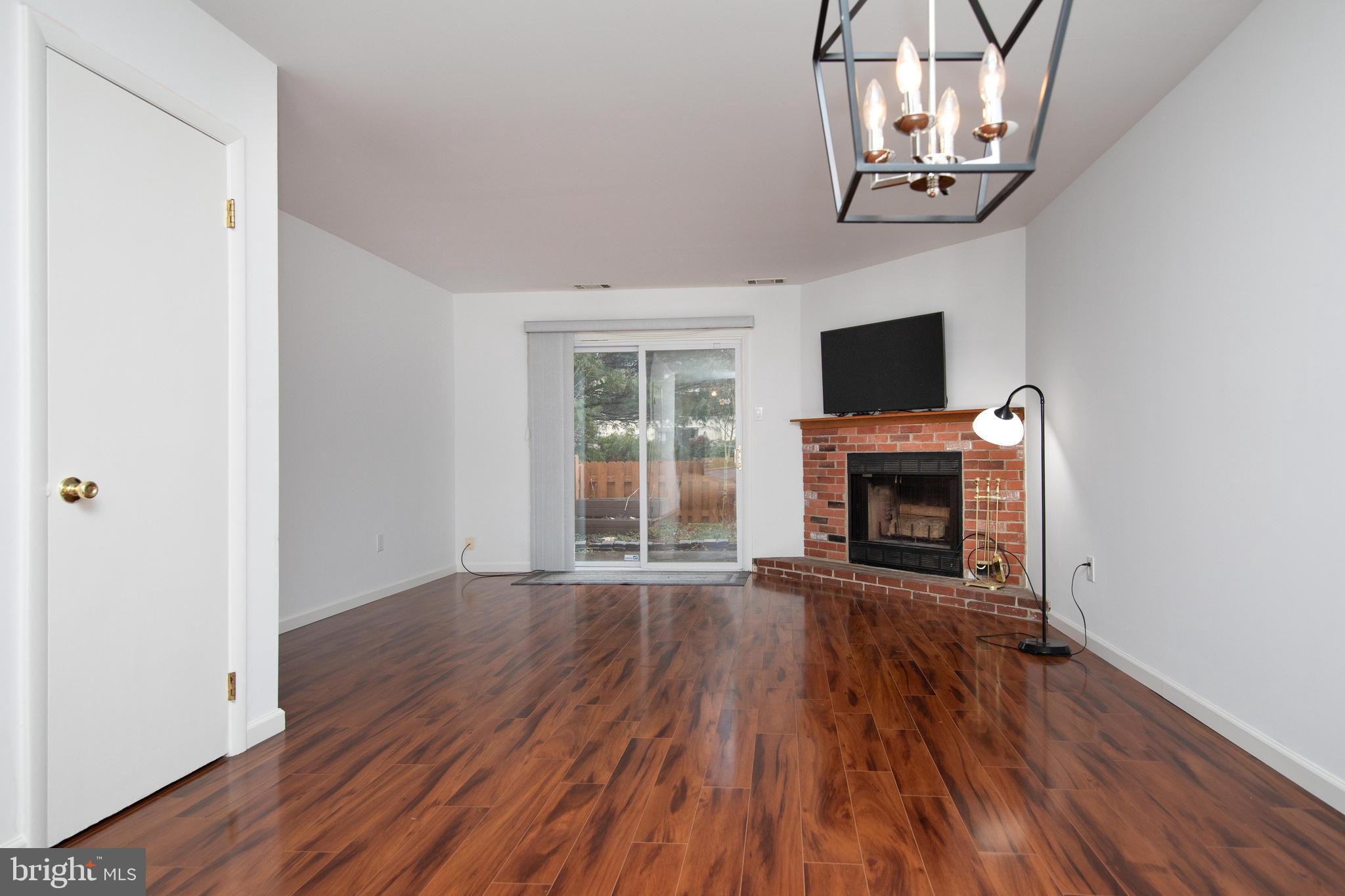 33 Ash Stoker Ln