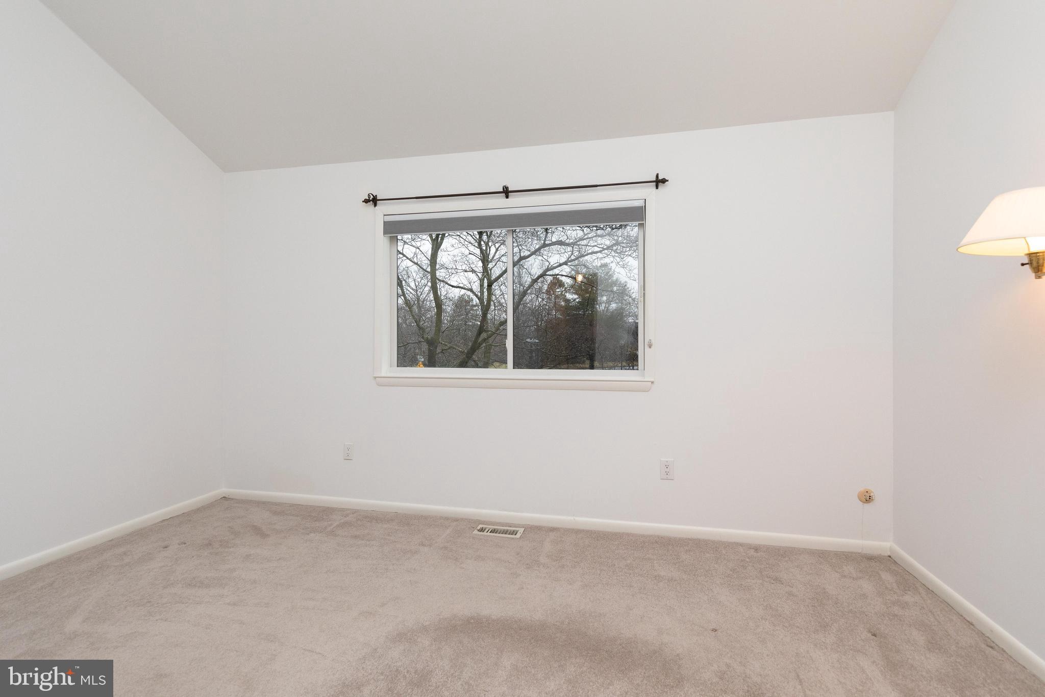 33 Ash Stoker Ln