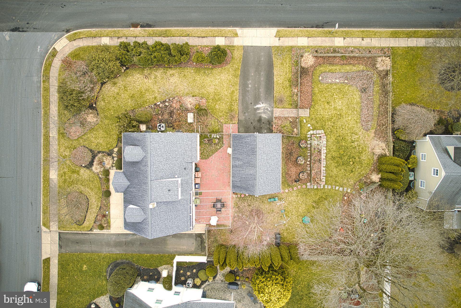 2 Northview Dr
