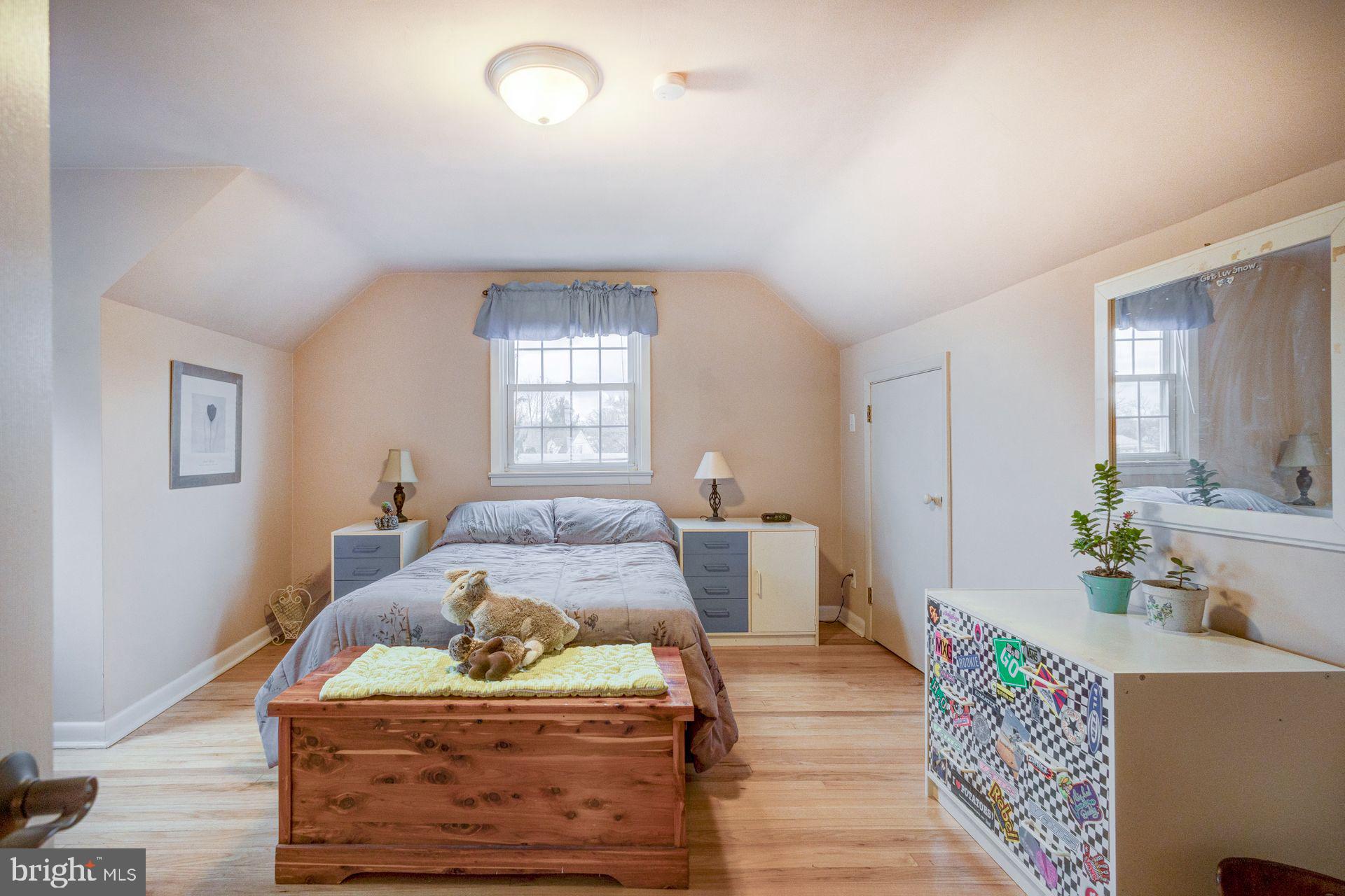2 Northview Dr