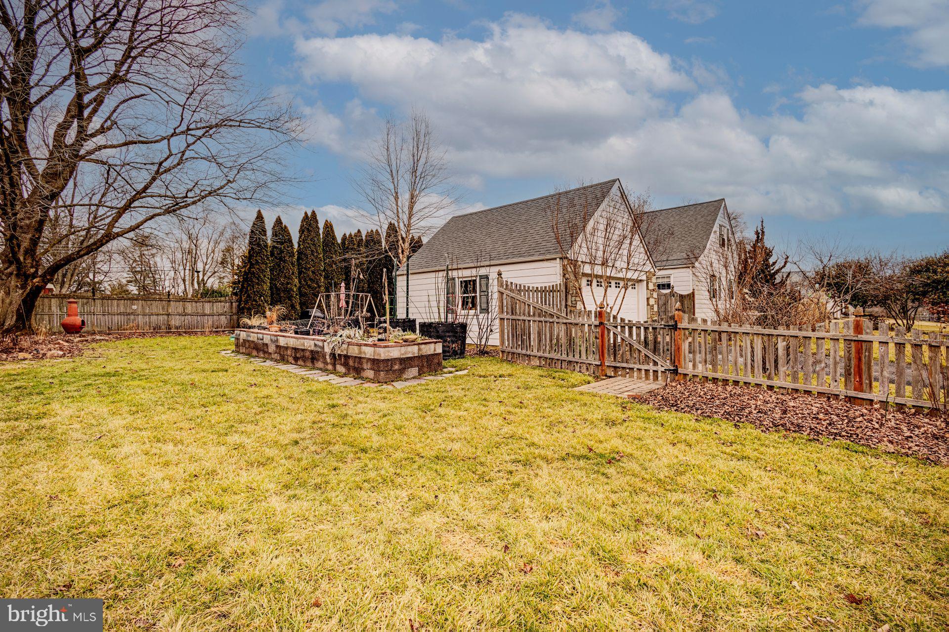2 Northview Dr