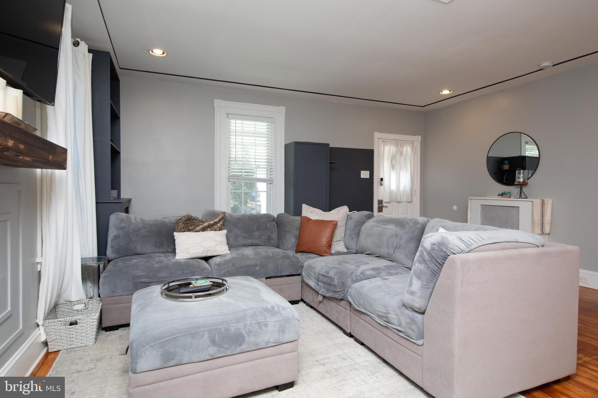 7831 Flourtown Avenue