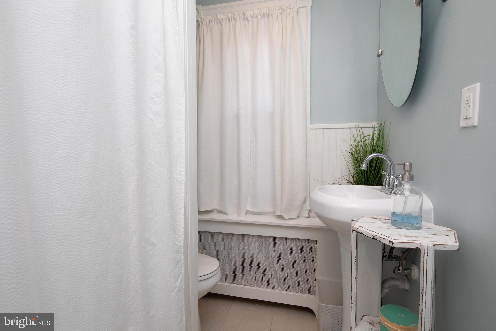 7831 Flourtown Avenue