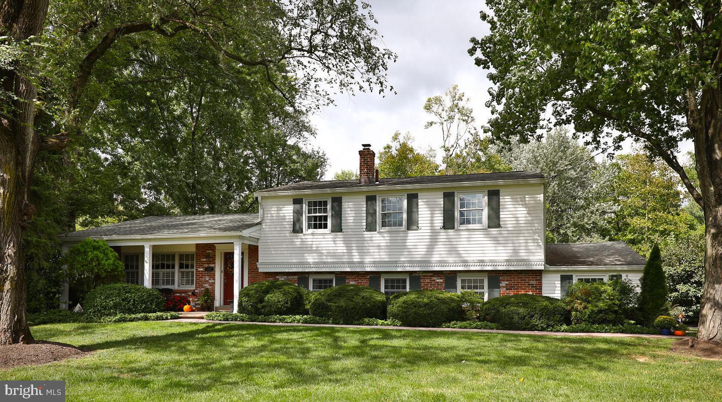 1568 Blair Ln