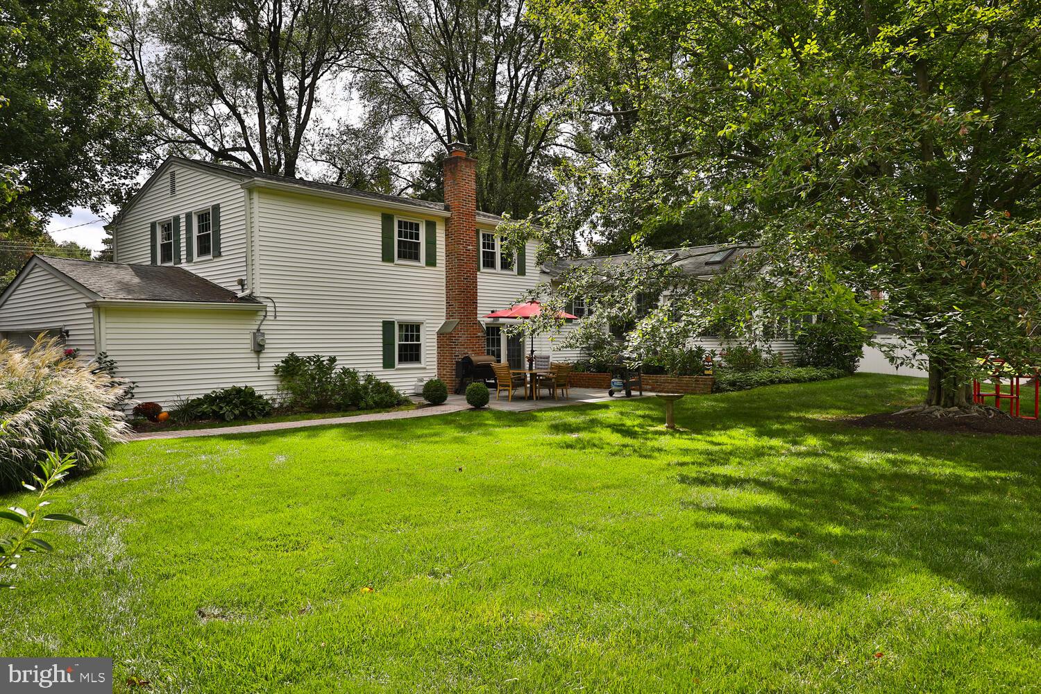 1568 Blair Ln